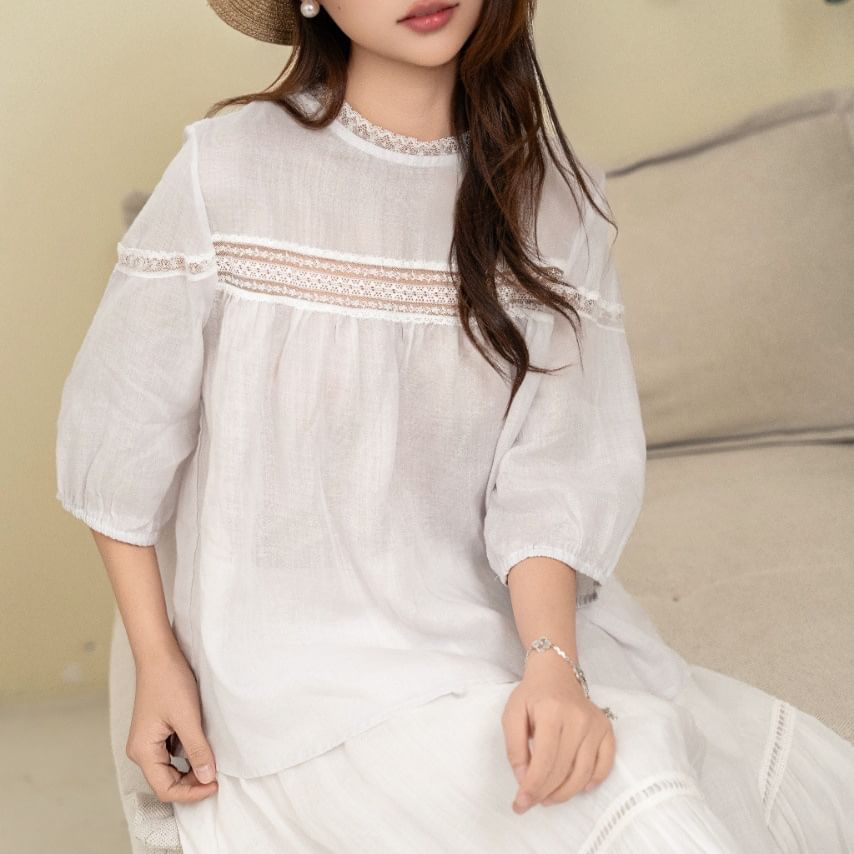 Puff-Sleeve Crewneck Lace Trim Tunic