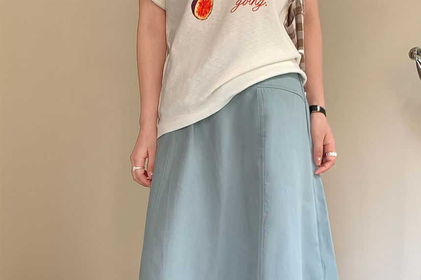 Mid Waist Plain A-Line Skirt