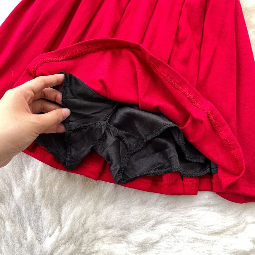 Set: Short-Sleeve V-Neck Plain Crop Polo Shirt + Mid Rise Mini Pleated Skirt