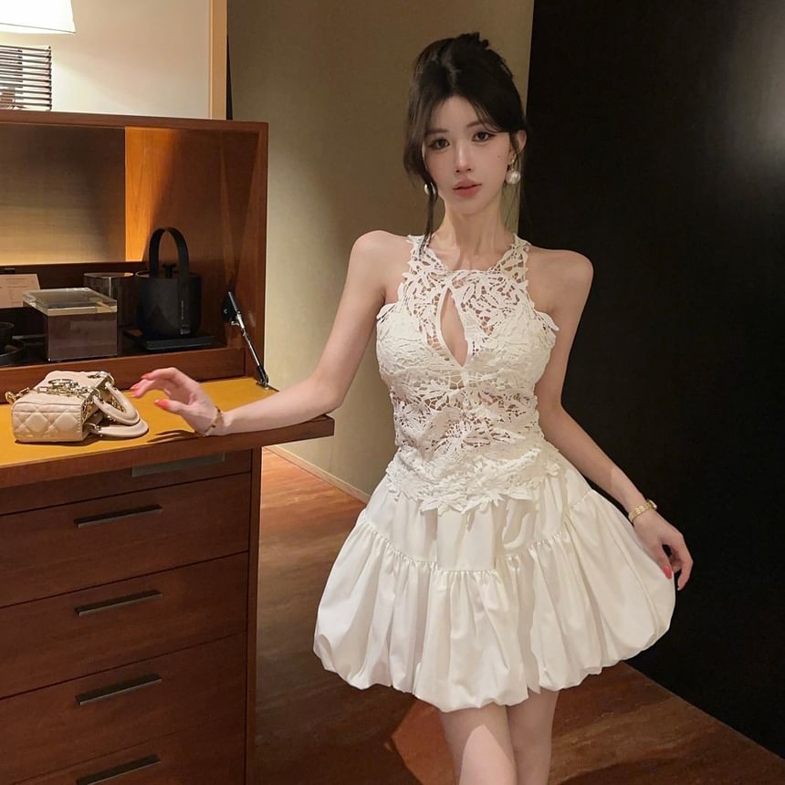 Crew Neck Cutout Lace Crop Tank Top / High Waist Plain Bubble Hem Mini A-Line Skirt