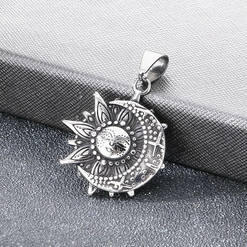 Eye Pendant / Necklace