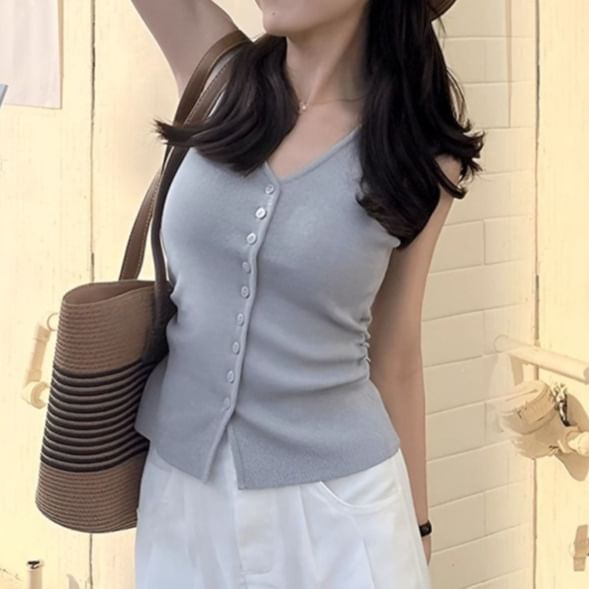 Solid V-Neck Sleeveless Knit Button-Up Top