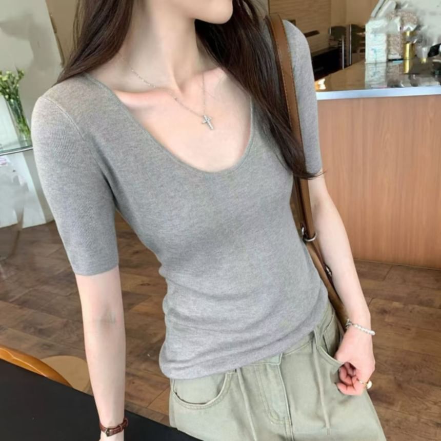 Scoop Neck Knit Top -