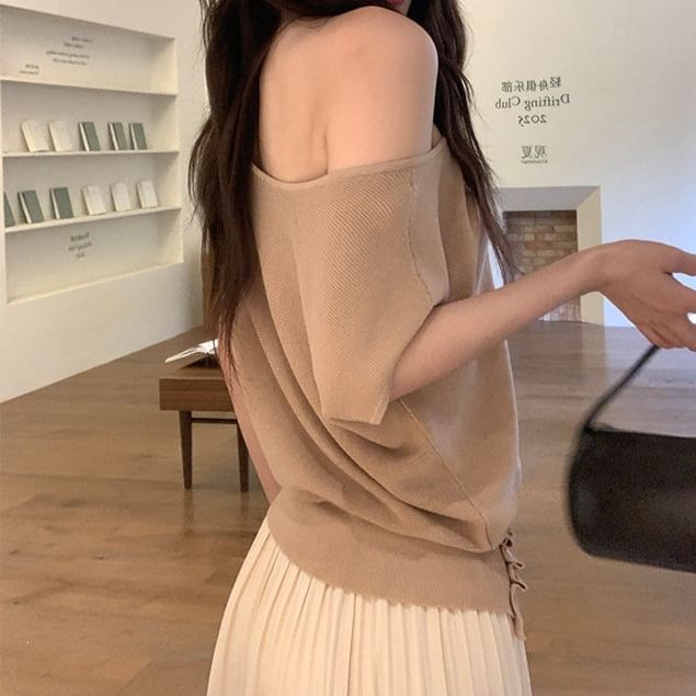 Ruched One-Shoulder Short-Sleeve Knit Top