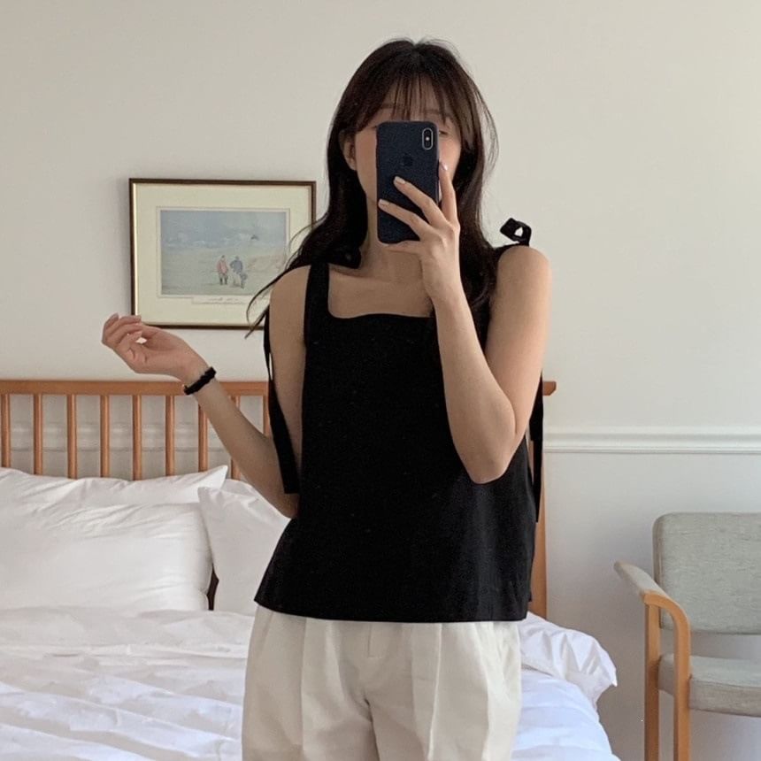 Square-Neck Strappy Loose Tank -