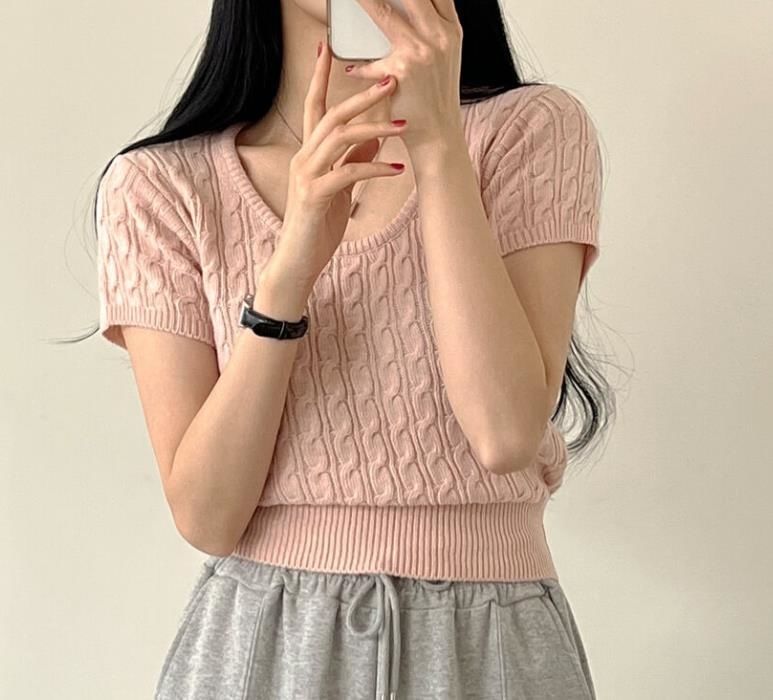 Cropped Cable-Knit Scoop Neck Tee -