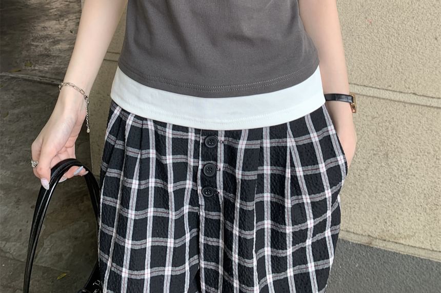 Two-Tone Crewneck Short-Sleeve Mock Tee