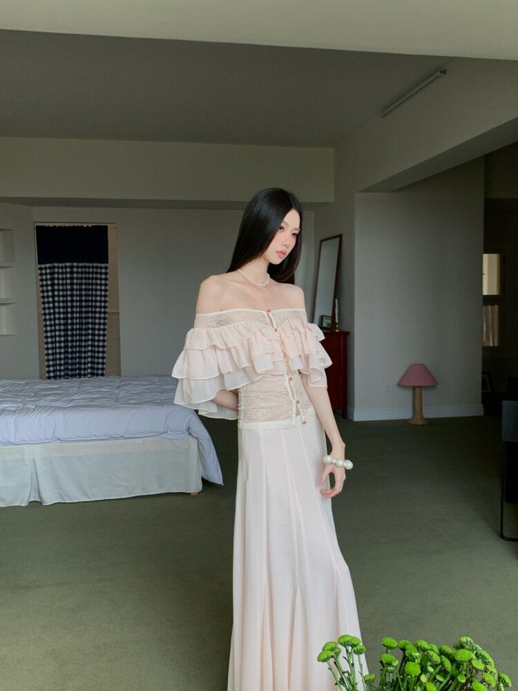 Short Sleeve Off Shoulder Ruffle Lace Blouse & A-Line Skirt