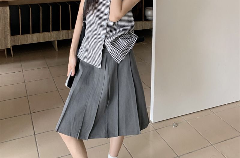 Mid Rise Plain Pleated Midi Skirt