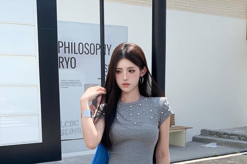 Short Sleeve Crew Neck Faux Pearl Ruffle Tee