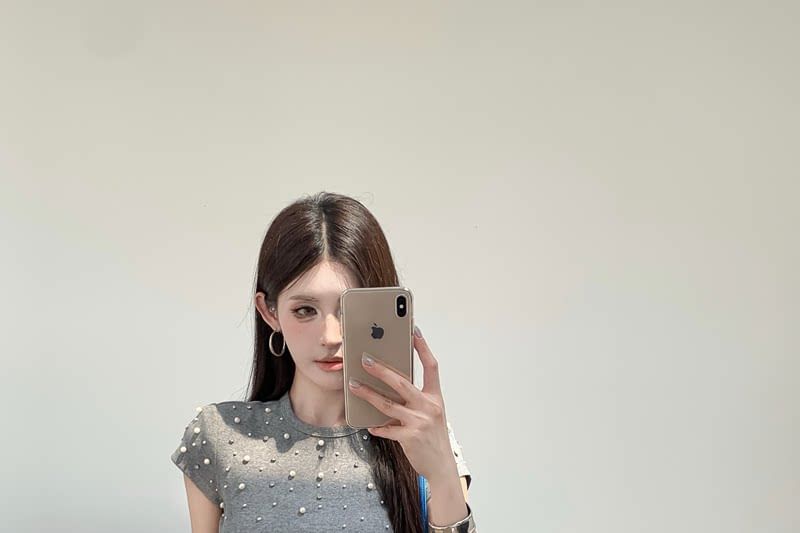 Short Sleeve Crew Neck Faux Pearl Ruffle Tee