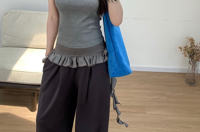 Short Sleeve Crew Neck Faux Pearl Ruffle Tee