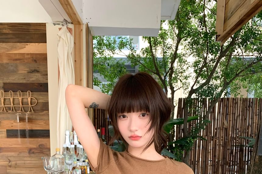 Short Sleeve Crew Neck Crop Top