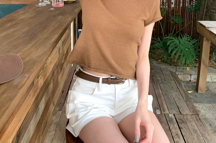 Short Sleeve Crew Neck Crop Top