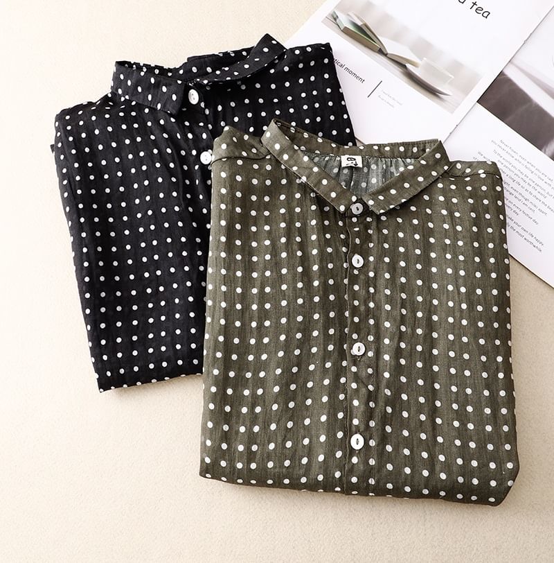 Sleeveless Collared Dotted Button Up Shirt
