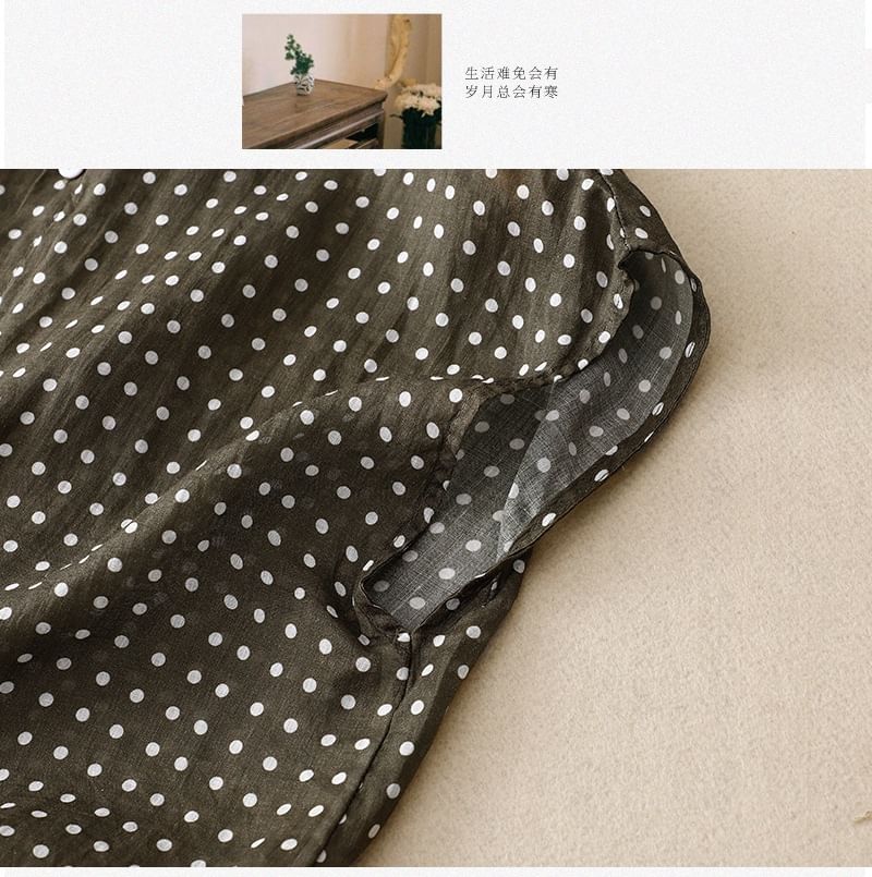 Sleeveless Collared Dotted Button Up Shirt