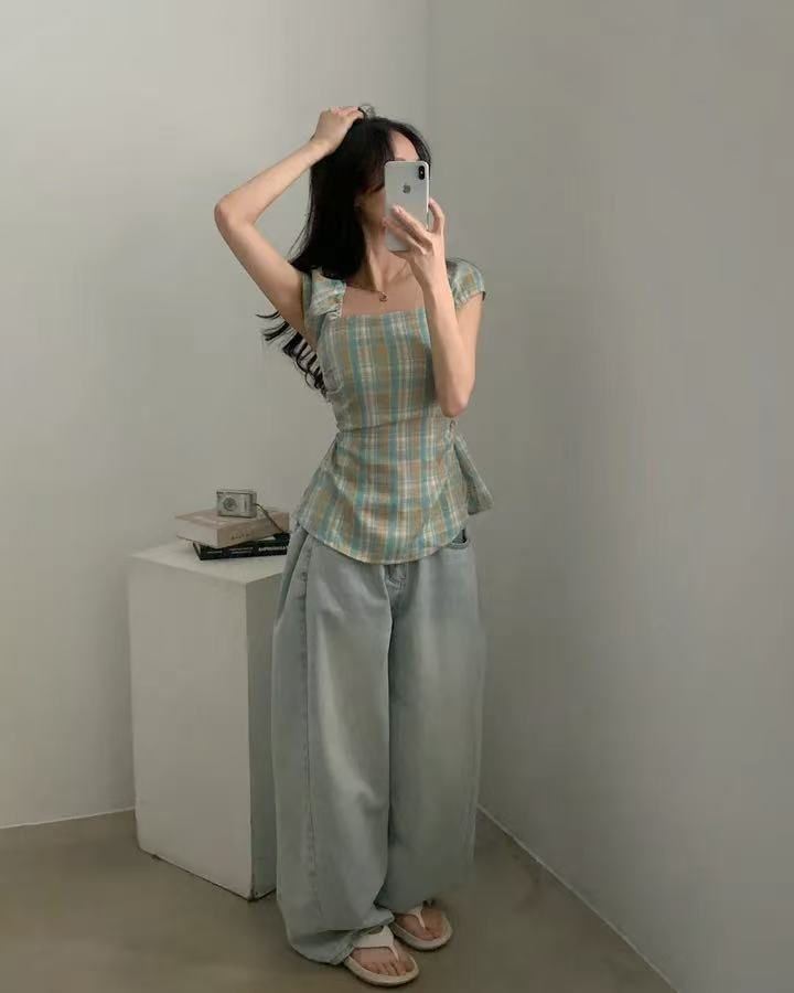Short Sleeve Square Neck Plaid Ruched Top