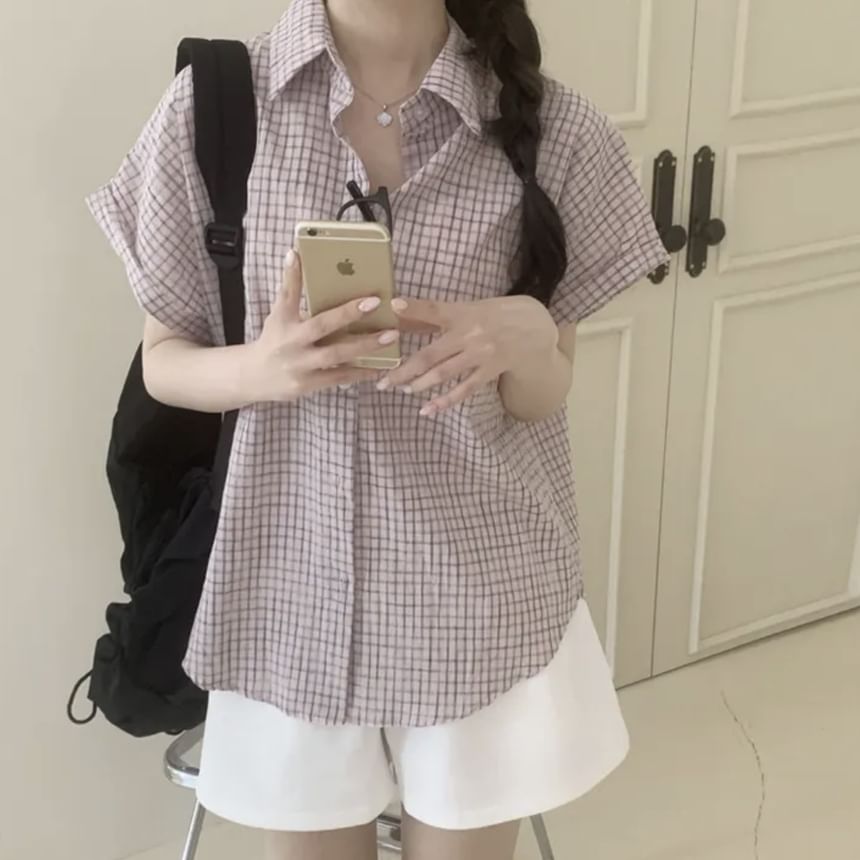 Short Sleeve Collared Plaid Button Up Shirt