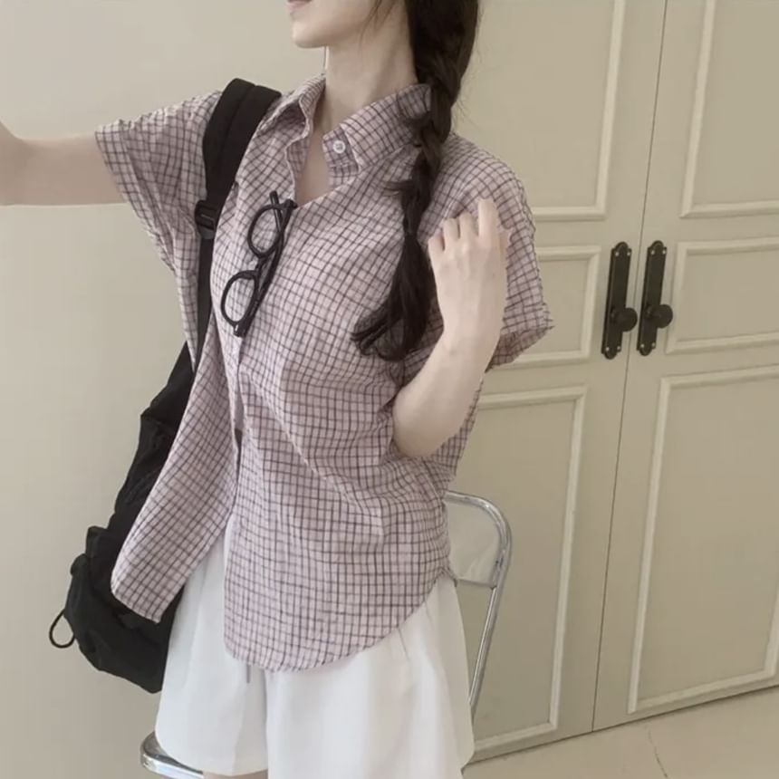 Short Sleeve Collared Plaid Button Up Shirt