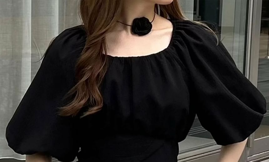 Puff Elbow Sleeve Scoop Neck Crop Top