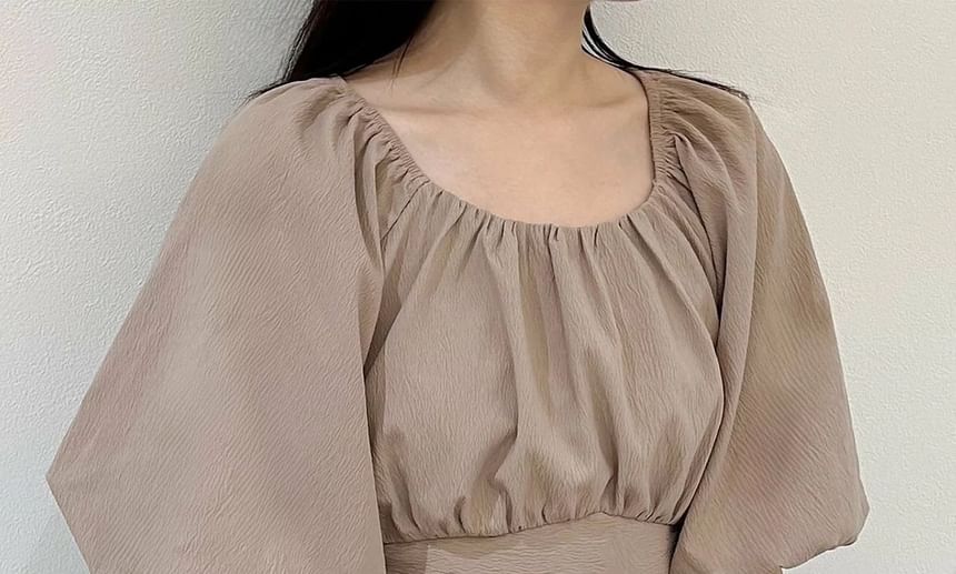 Puff Elbow Sleeve Scoop Neck Crop Top