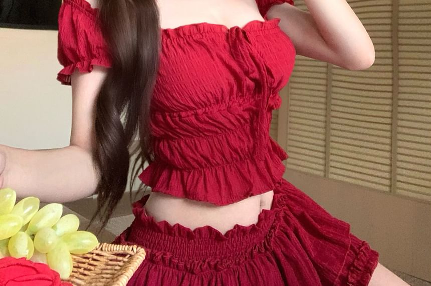 Short-Sleeve Off Shoulder Plain Ruffle Trim Crop Top / Mid Rise Mini A-Line Skirt