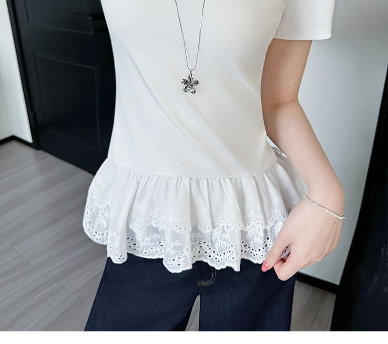 Short-Sleeve Crewneck Lace Hem Plain T-Shirt
