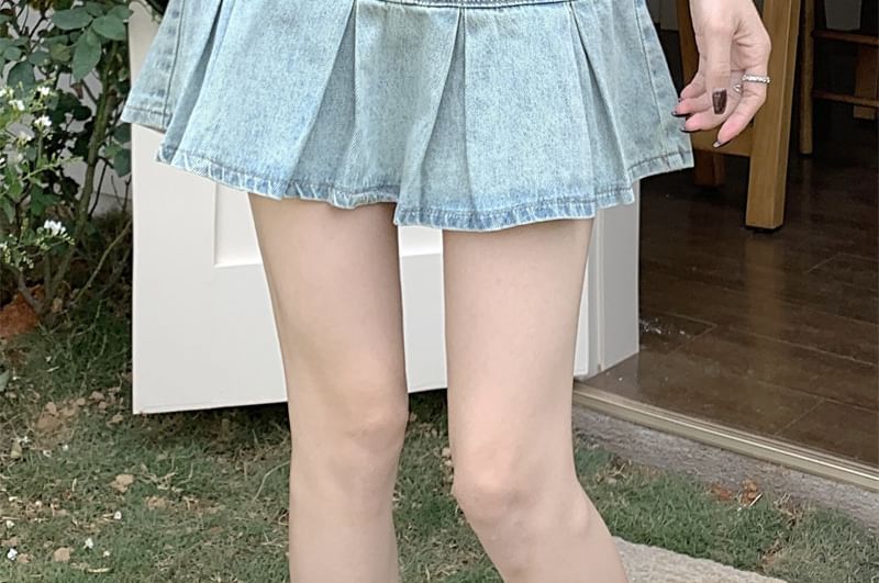 Mid Waist Denim Mini Pleated Skirt