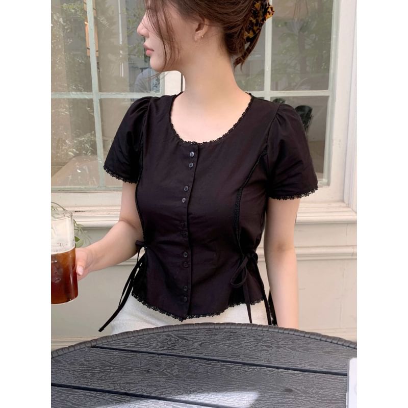 Casual Lace-Trim Round Neck Tee with Short Sleeves