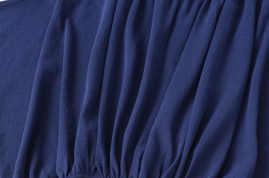 Elbow-Length Sleeve Ruched Round Neck Blouse