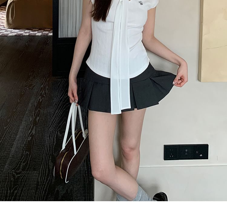 Low Waist Plain Mini Pleated Skirt