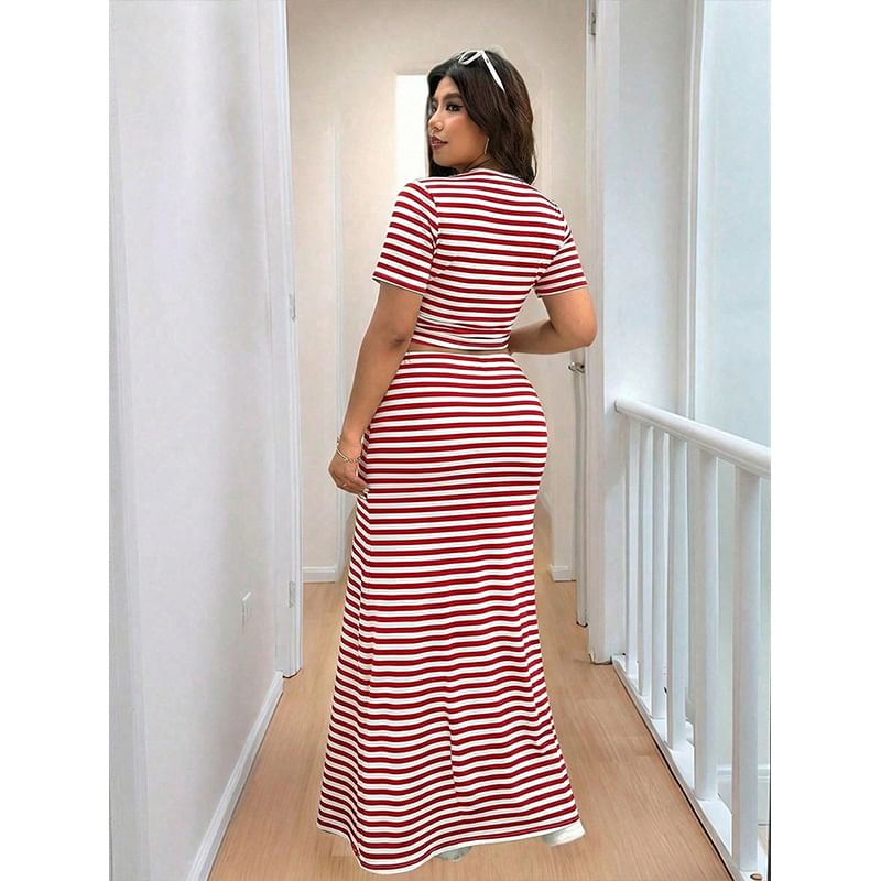 Set: Short-Sleeve Crew Neck Striped Slim Fit Crop T-Shirt + High Waist Maxi Mermaid Skirt [XL-4XL]