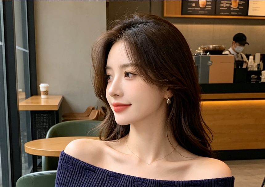 Slim Knit Crop Top with Ribbed Texture and Off-Shoulder Style