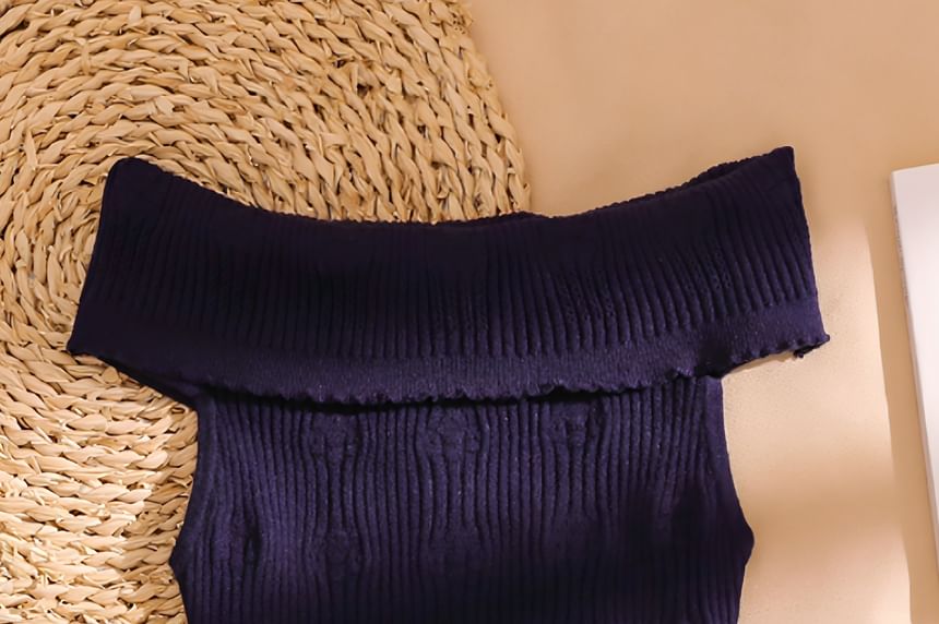 Slim Knit Crop Top with Ribbed Texture and Off-Shoulder Style