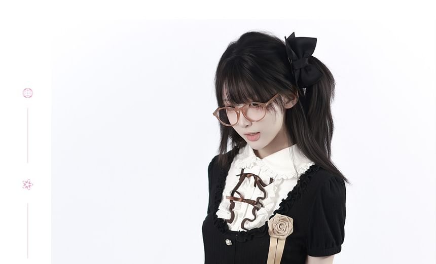 Short-Sleeve Collared Frill Trim Top / High Waist Mini Tiered Skirt