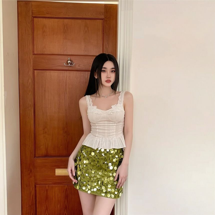 Sleeveless Plain Crop Top / Low Waist Sequined Mini Skirt
