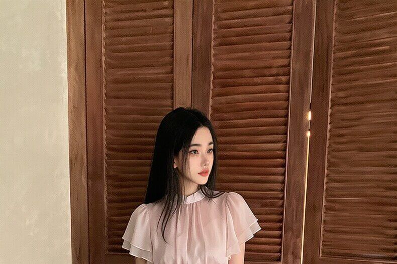 Set: Short-Sleeve Stand Collar Blouse + High Waist Midi Skirt