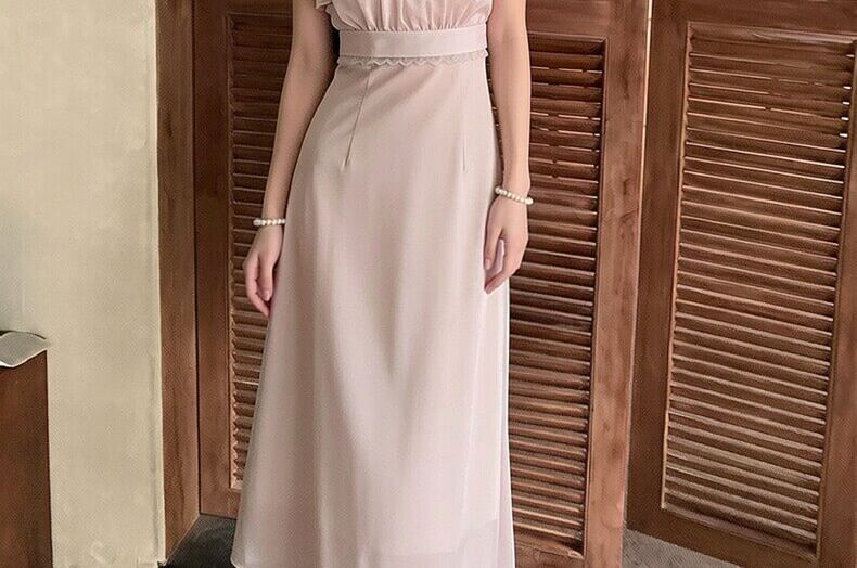 Set: Short Sleeve Stand Collar Blouse and Midi Skirt