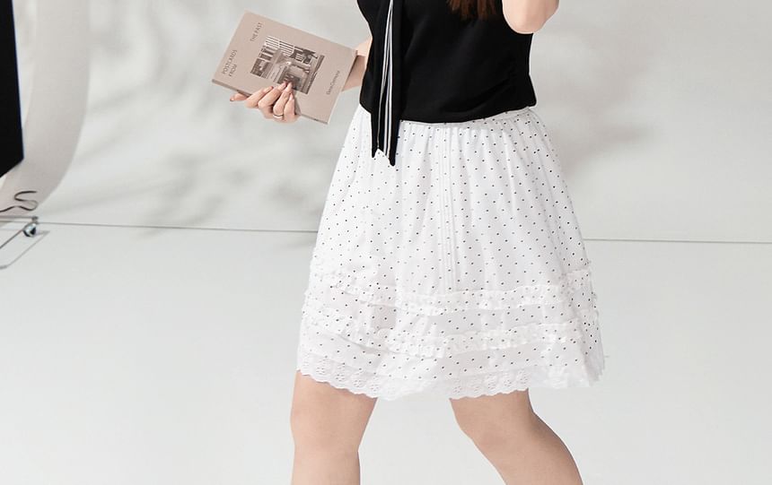 Short-Sleeve Tie-Neck Plain T-Shirt / High Waist Dotted Ruffled Mini A-Line Skirt