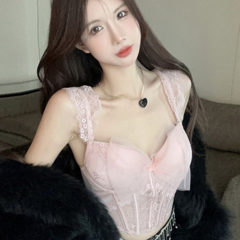 Sleeveless Lace Bra Top / Thongs / Set