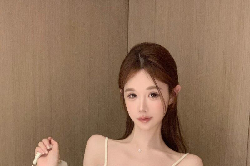 Plain Ruffle Lace Up Panel Lace Camisole Top