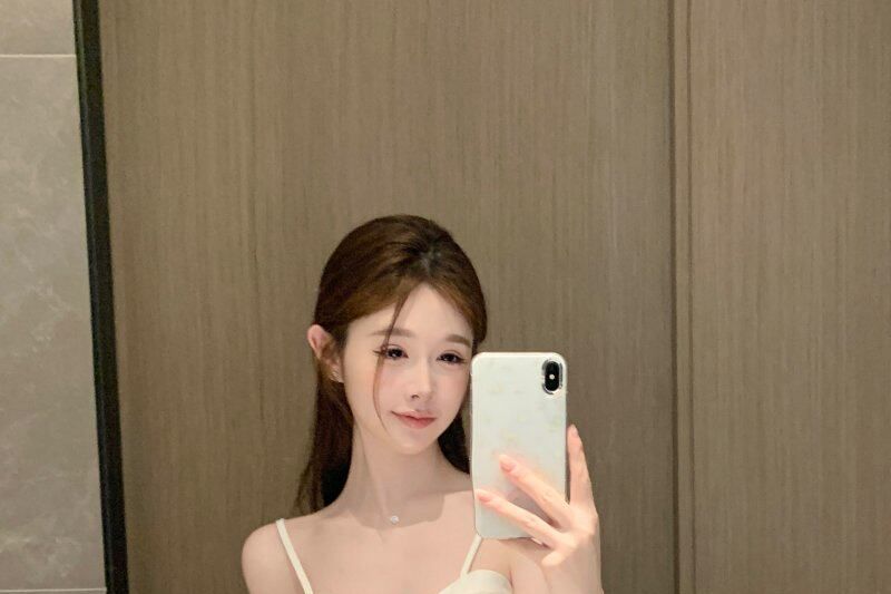 Plain Ruffle Lace Up Panel Lace Camisole Top