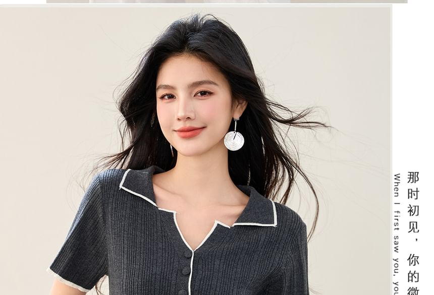 Collared Contrast Trim Short Sleeve Knit Top