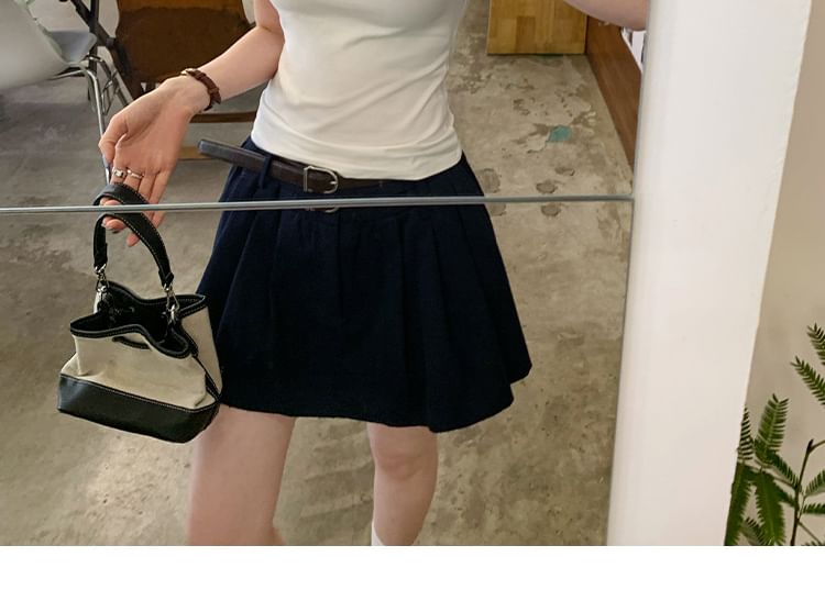 Notch Neck Short Sleeve Tee
