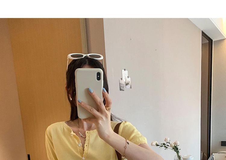 Crew Neck Half-Button Short Sleeve Slim Knit Top