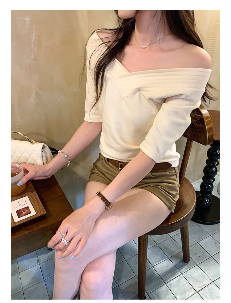 Elbow-Sleeve Off-Shoulder Slim Tee
