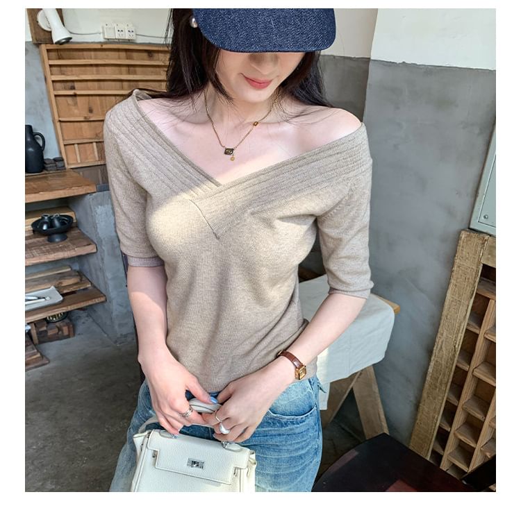 Elbow-Sleeve Off-Shoulder Slim Tee
