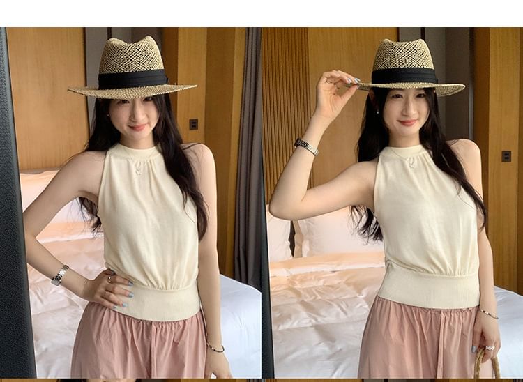 Halter Neck Ruched Crop Top