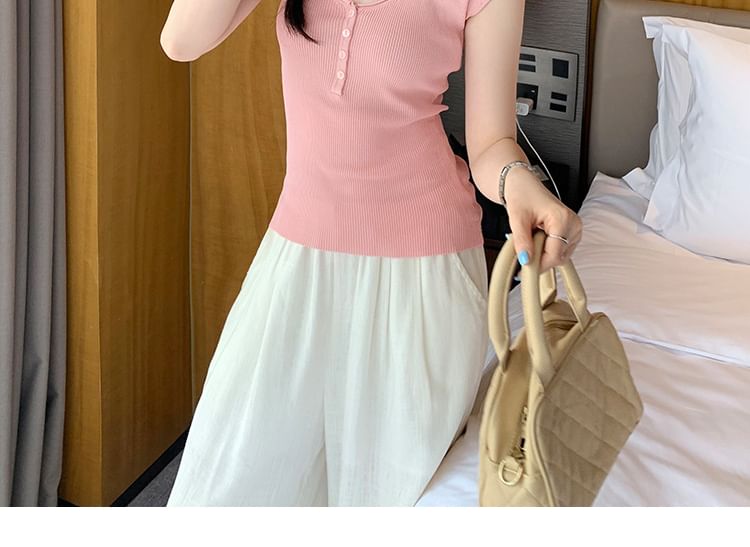 Scoop Neck Cap Sleeve Slim Knit Top