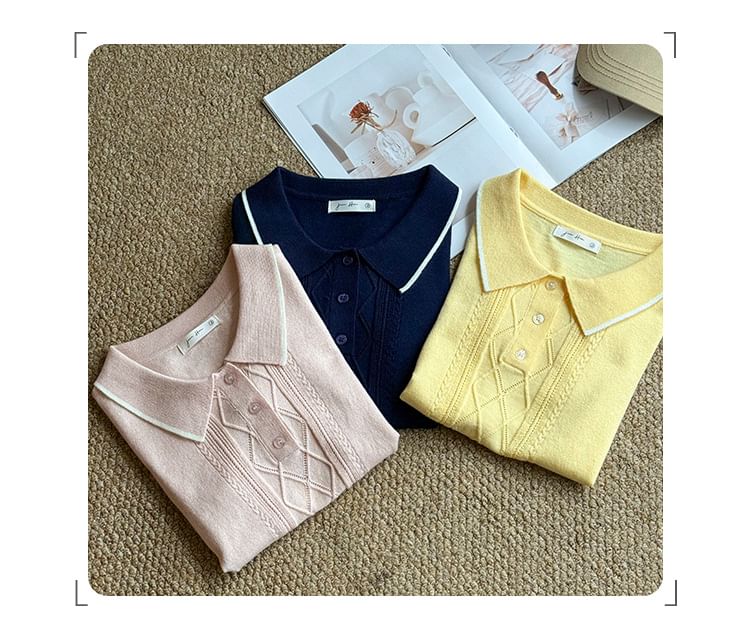 Collared Contrast Trim Short Sleeve Crop Knit Top